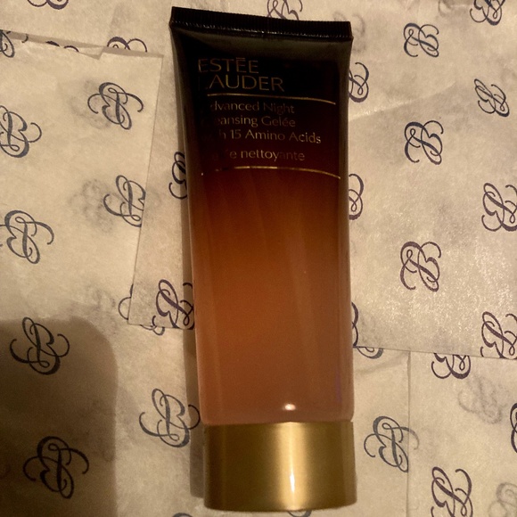Estée Lauder Advanced Night Repair Cleanser - Picture 1 of 2